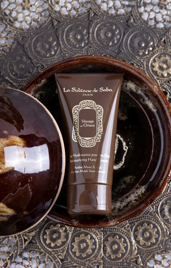 Crème Hydratante pour les Mains Senteur Ambre Musc Santal – Image 2